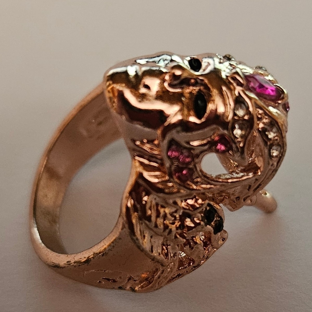 Funky Women's Ring - Picture 5 of 8
